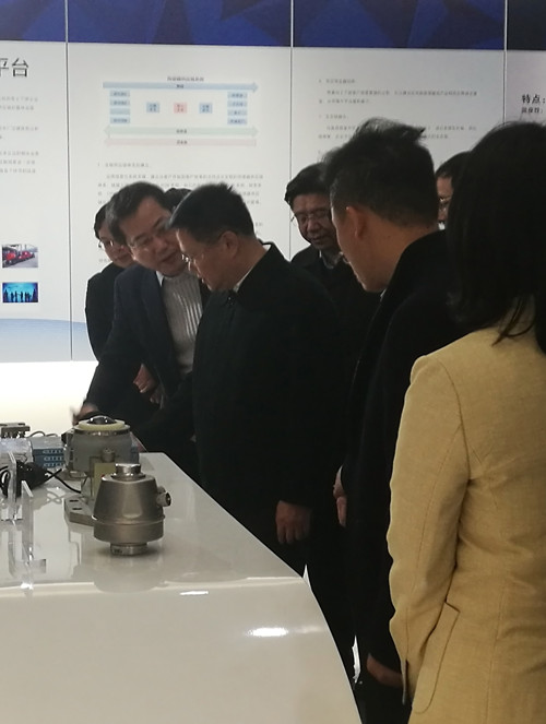省委副書(shū)記、市委書(shū)記鄭柵潔蒞臨柯力傳感調(diào)研