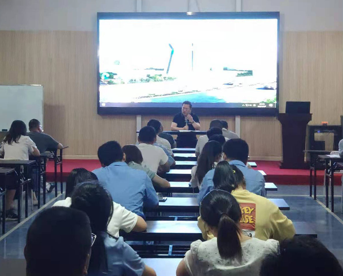 集團總裁柯建東蒞臨安徽柯力視察并指導(dǎo)工作