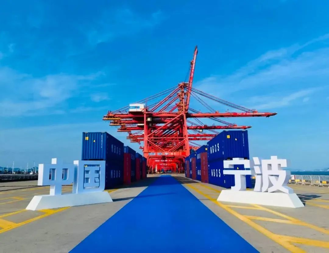 火炬手！柯力集團董事長柯建東先生為亞運會加油！